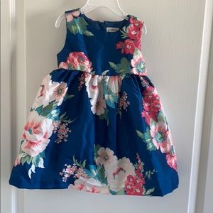 Girl flowers dress
